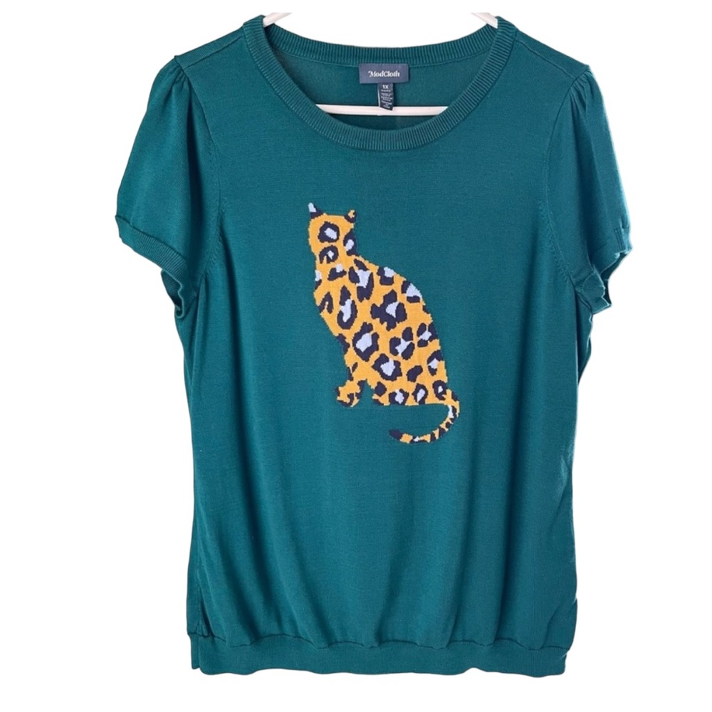 ModCloth Cheetah Knit Top